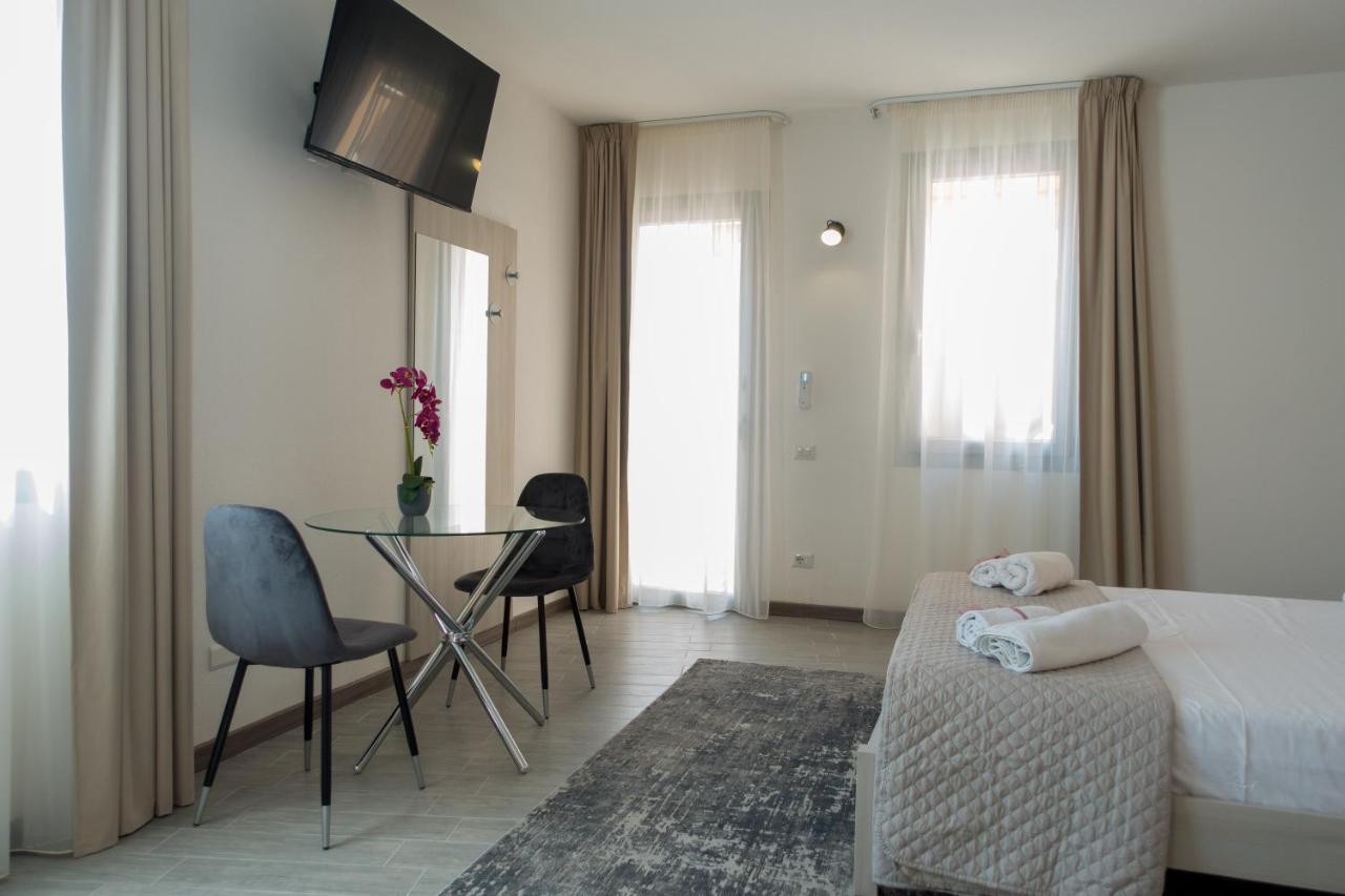 Green Guest House Oristano Buitenkant foto