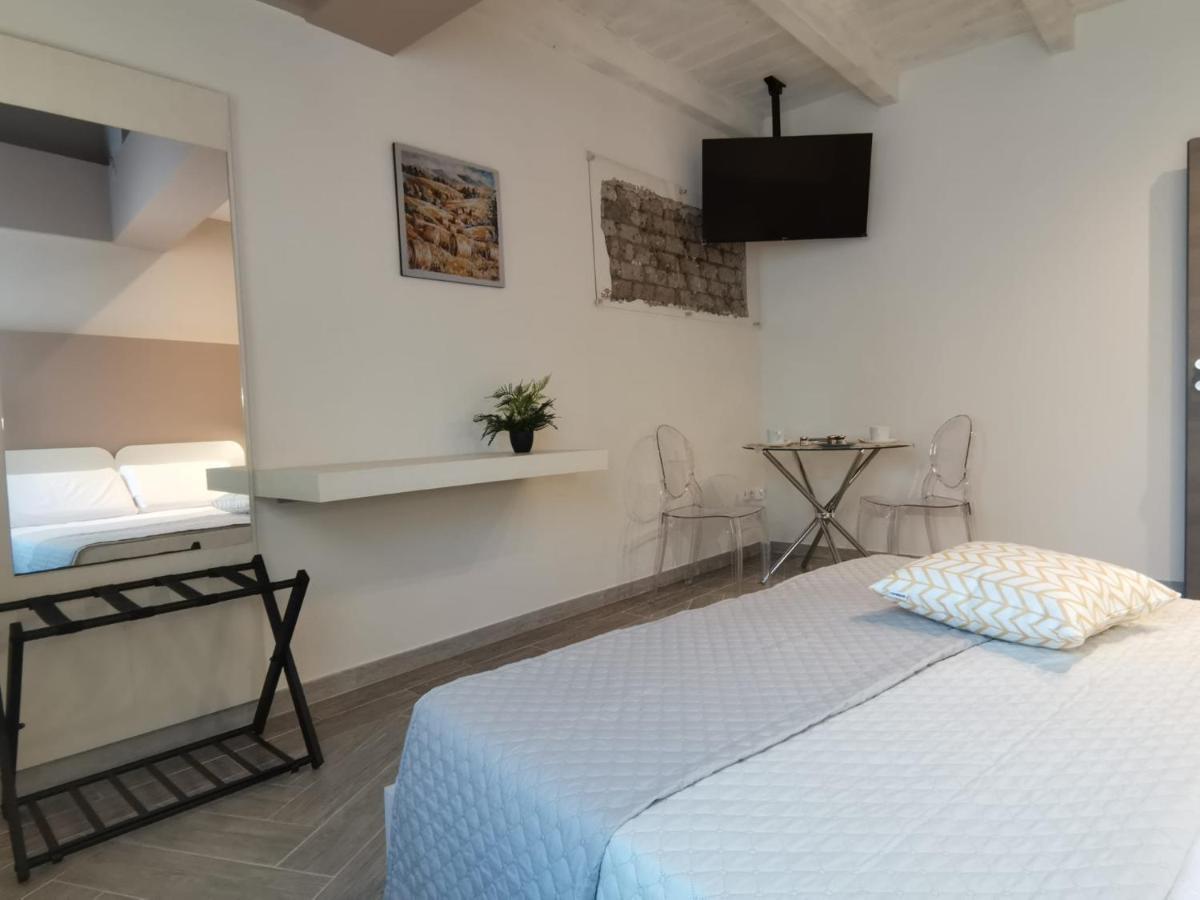 Green Guest House Oristano Buitenkant foto